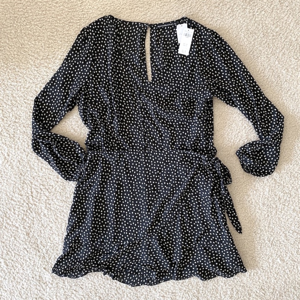 ABERCROMBIE & FITCH Ruffle-Hem Wrap Dress, XL, Black Polka Dot (NWT)